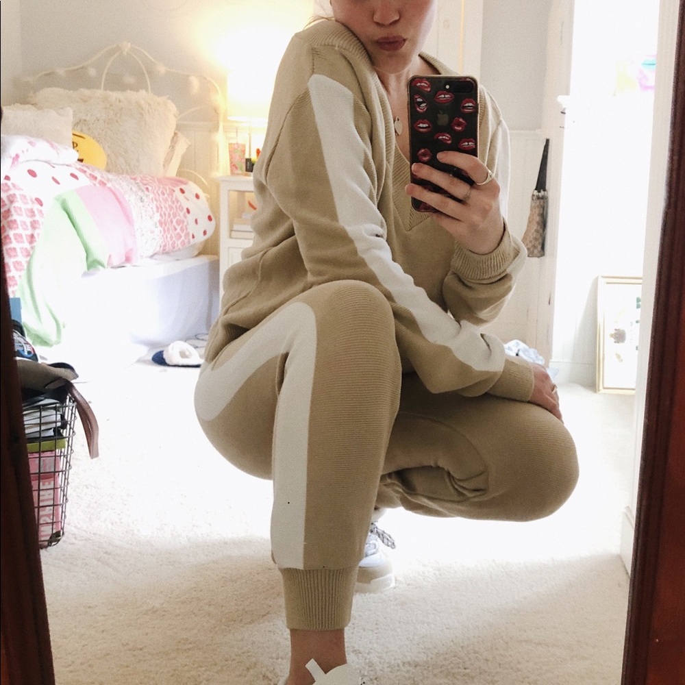 Pretty Little Thing Lounge Set